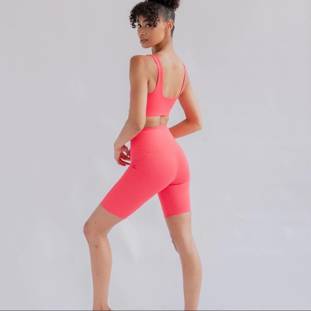 Girlfriend Collective Biker Shorts Geranium Pink Coral Size XS - Picture 4 of 8